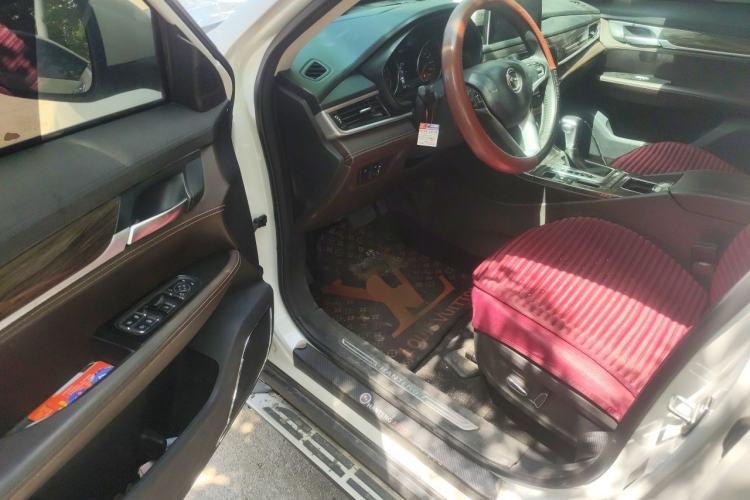 Used Hanteng X5 2020 1.5T Automatic Luxury Model 5 Seats Driver Seat