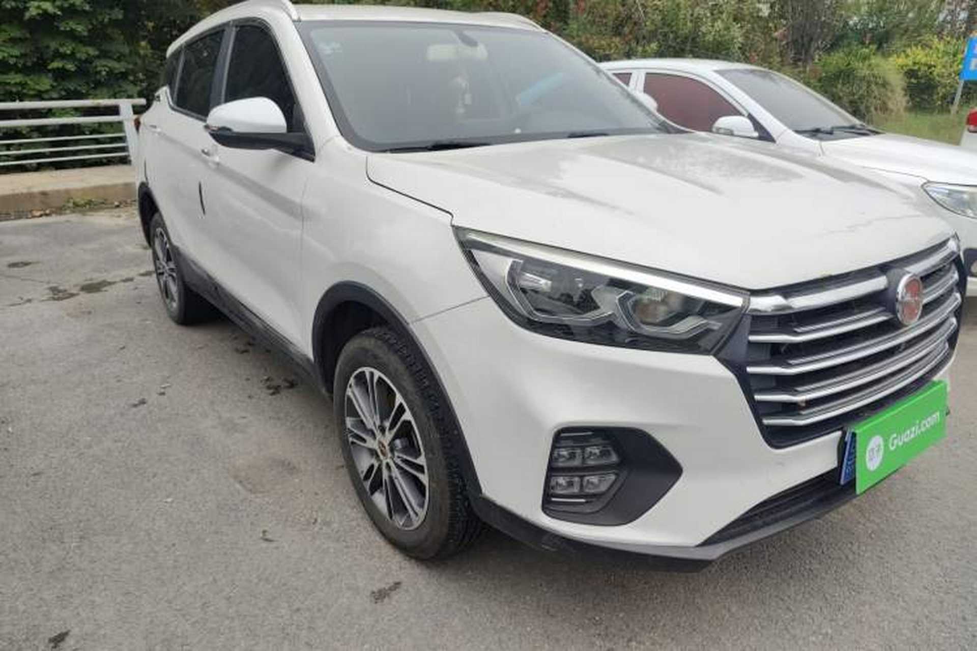Used Hanteng X5 2020 1.5T Manual Smart Edition 5 Seats Front Right 45 Deg