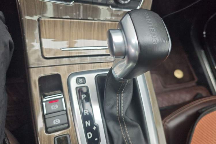 Used Hanteng X5 2020 1.5T Automatic Luxury Model 5 Seats Gear Lever