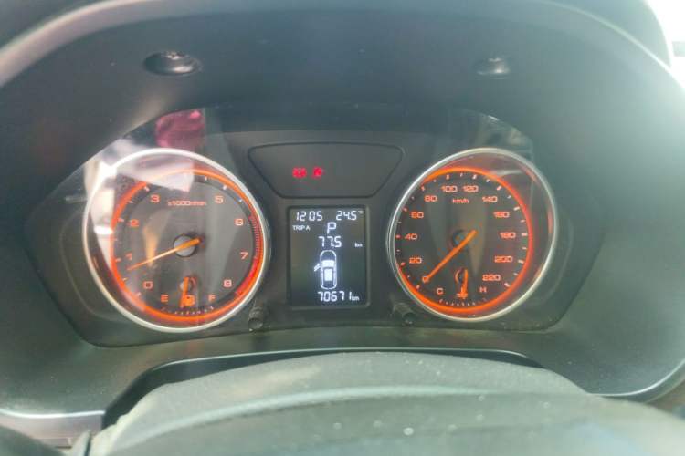 Used Hanteng X5 2020 1.5T Automatic Luxury Model 5 Seats Instrument Cluster