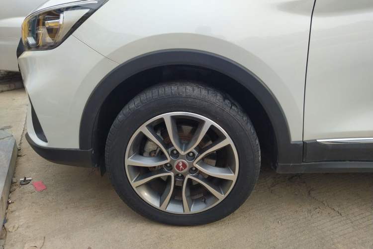 Used Hanteng X5 2020 1.5T Automatic Luxury Model 5 Seats Left Front Wheel Hub