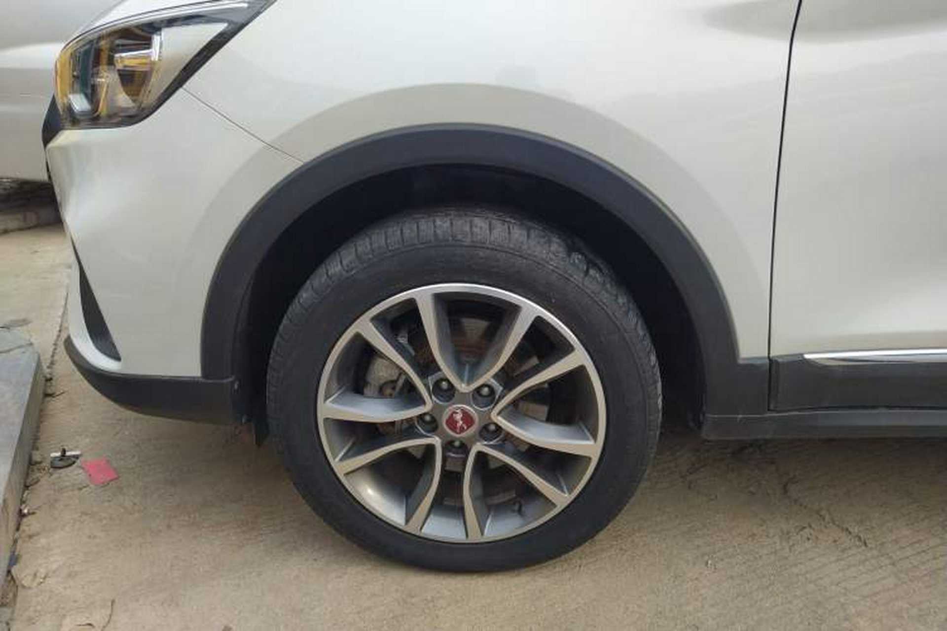 Used Hanteng X5 2020 1.5T Automatic Luxury Model 5 Seats Left Front Wheel Hub