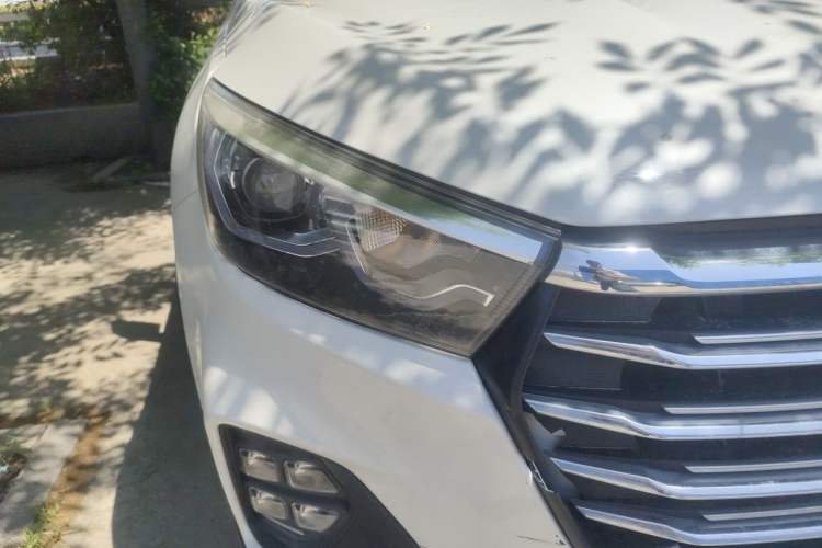 Used Hanteng X5 2020 1.5T Automatic Luxury Model 5 Seats Right Front Headlight