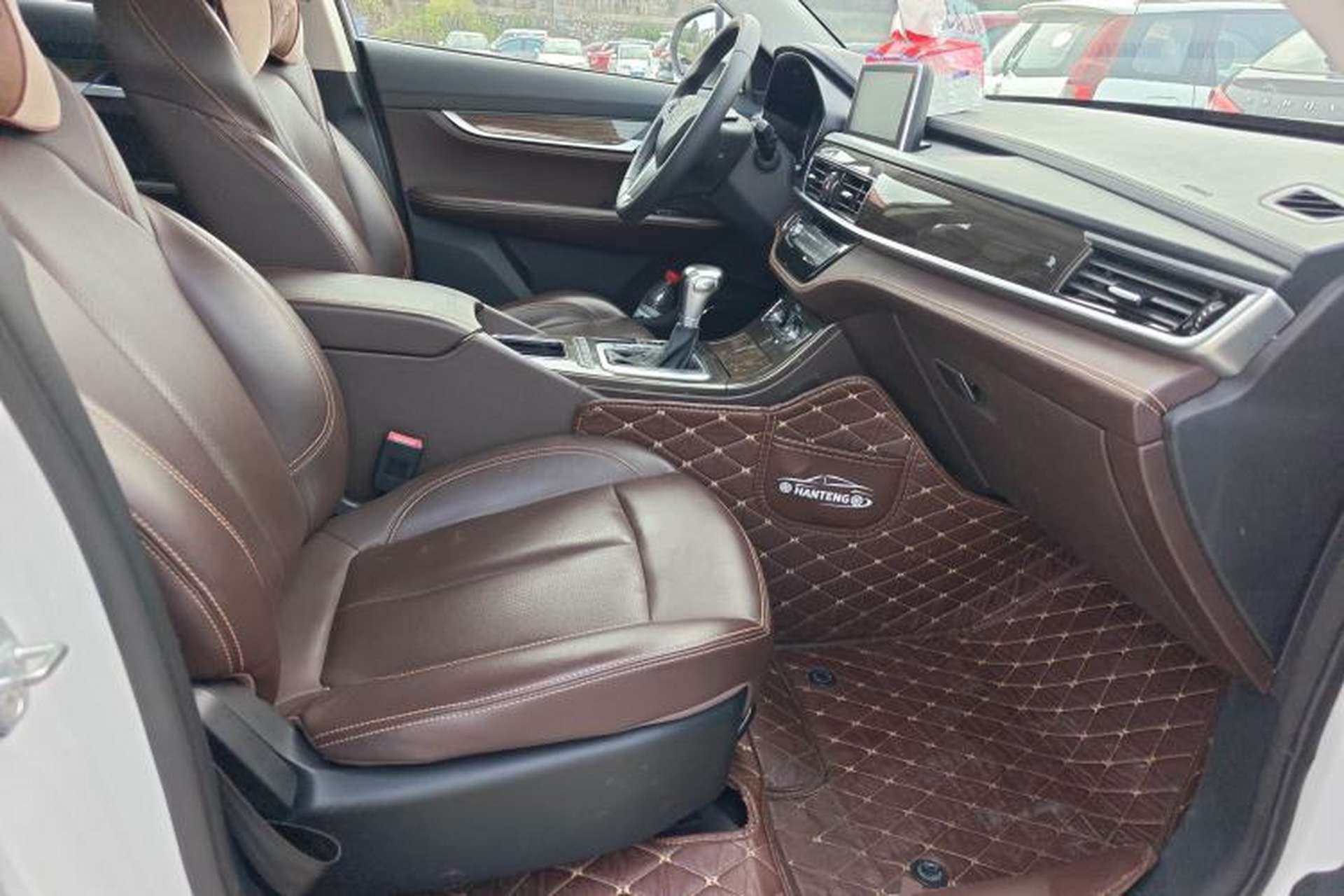 Used Hanteng X5 2020 1.5T Automatic Luxury Model 5 Seats Right Front Seat