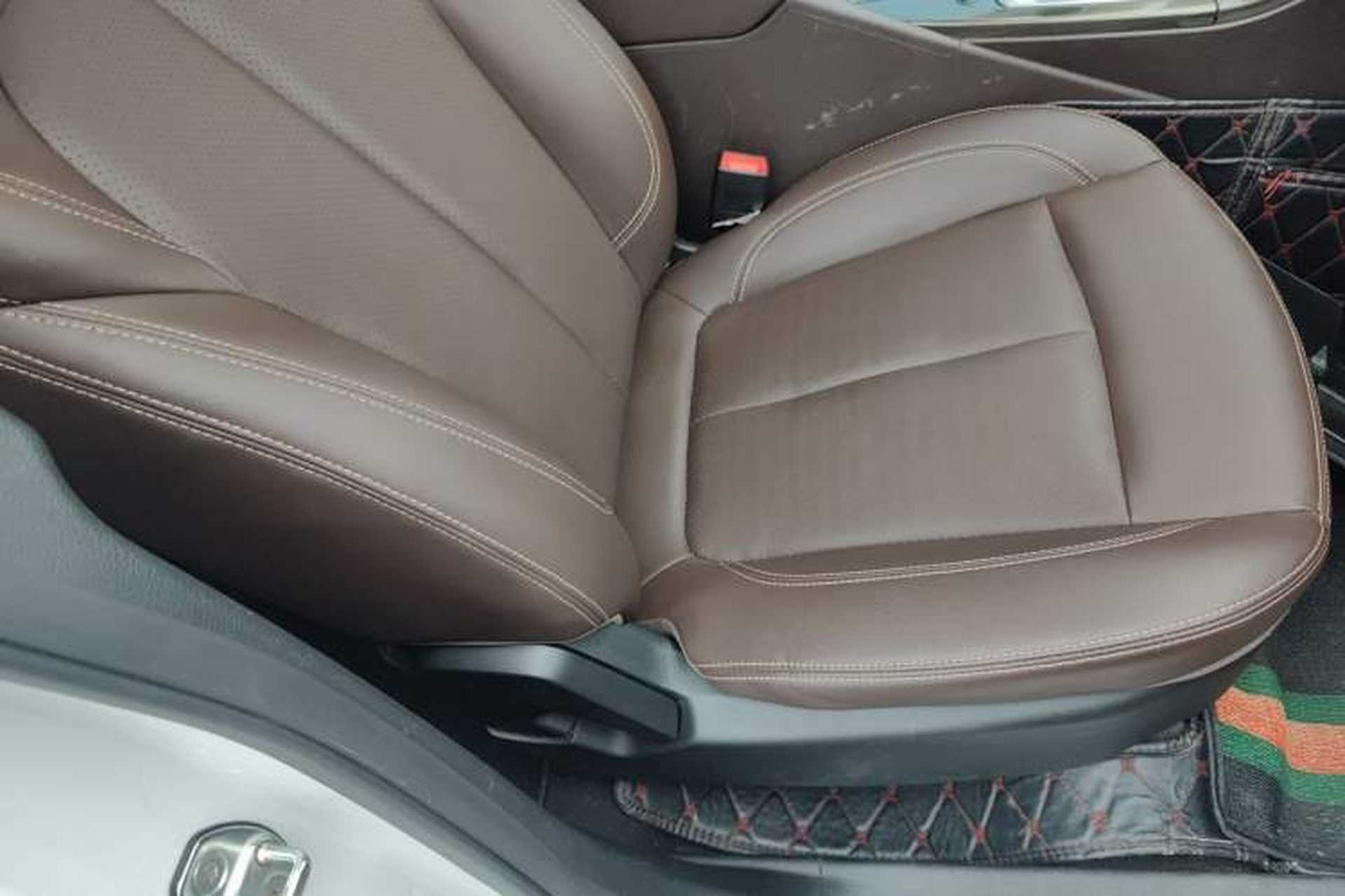 Used Hanteng X5 2020 1.5T Manual Smart Edition 5 Seats Right Front Seat