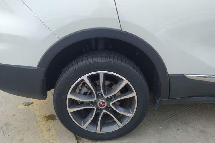 Used Hanteng X5 2020 1.5T Automatic Luxury Model 5 Seats Right Rear Wheel Hub
