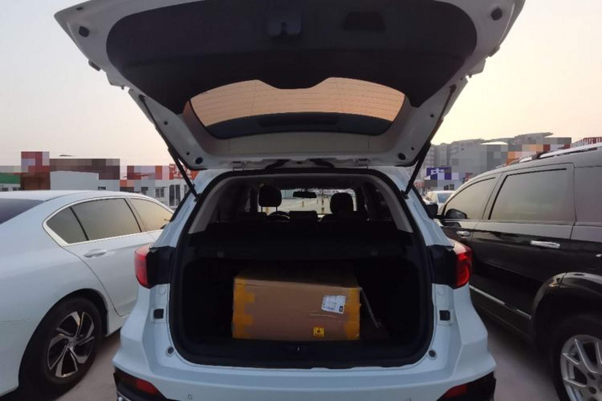 Used Hanteng X5 2020 1.5T Manual Smart Edition 5 Seats Trunk