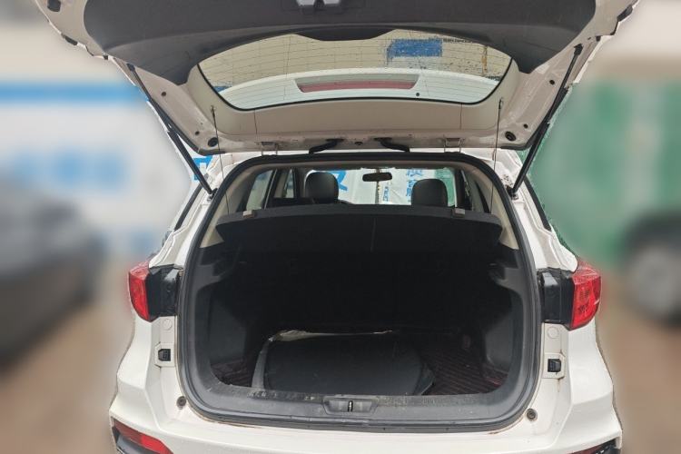 Used Hanteng X5 2020 1.5T Automatic Luxury Model 5 Seats Trunk