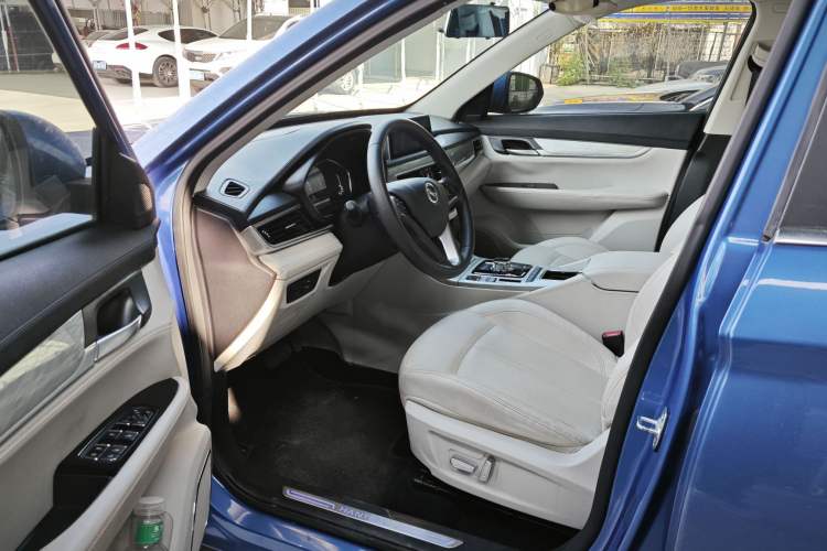 Used Hanteng X5 New Energy 2019 Luxury Edition Interior 3