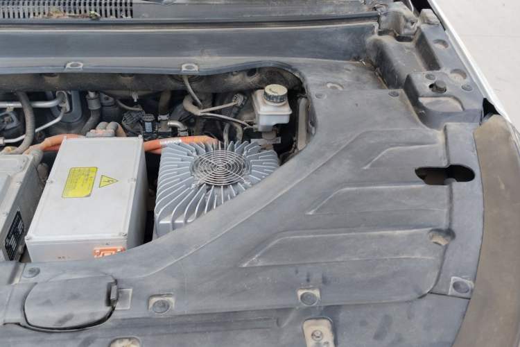Used Hanteng X5 New Energy 2019 Flagship Edition Engine Bay Left