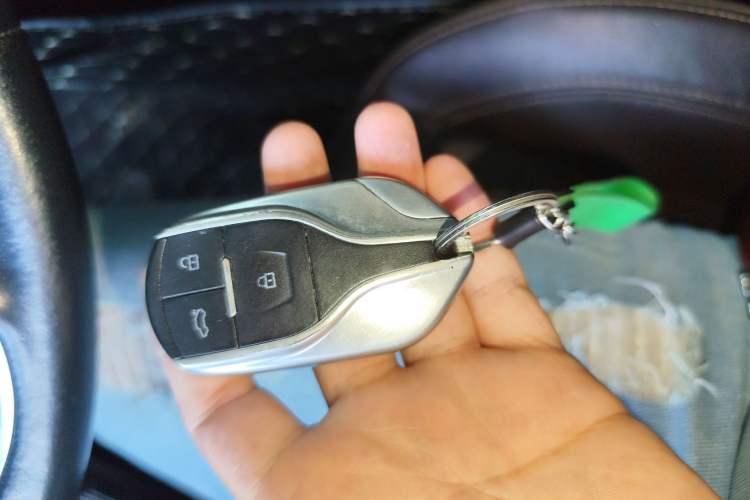 Used Hanteng X5 New Energy 2019 Flagship Edition Vehicle Key