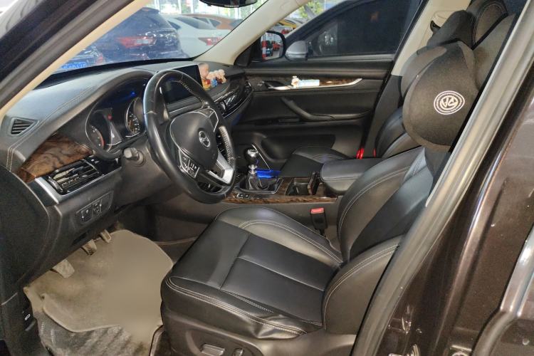 Used Hanteng X7 2016 1.5T Manual Luxury Edition Interior 3