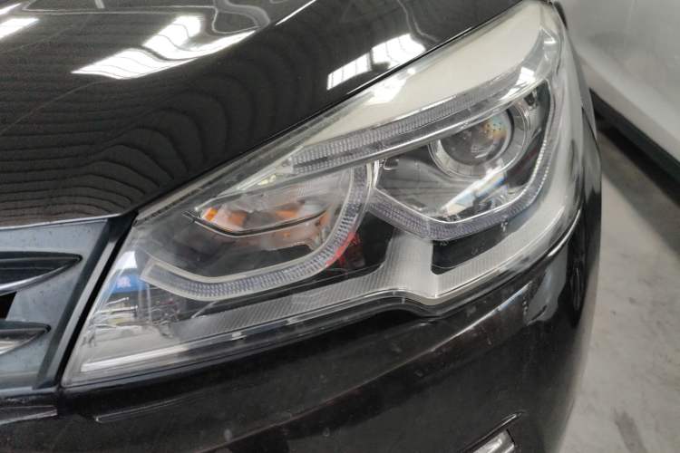 Used Hanteng X7 2016 1.5T Manual Luxury Edition Left Front Headlight