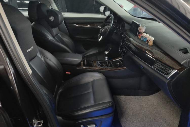 Used Hanteng X7 2016 1.5T Manual Luxury Edition Right Front Seat