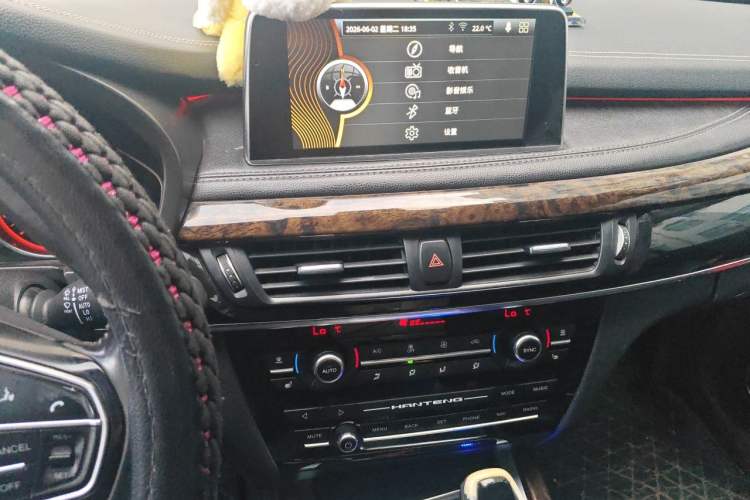 Used Hanteng X7 2016 2.0T DCT Luxury Edition Audio And AC Panel
