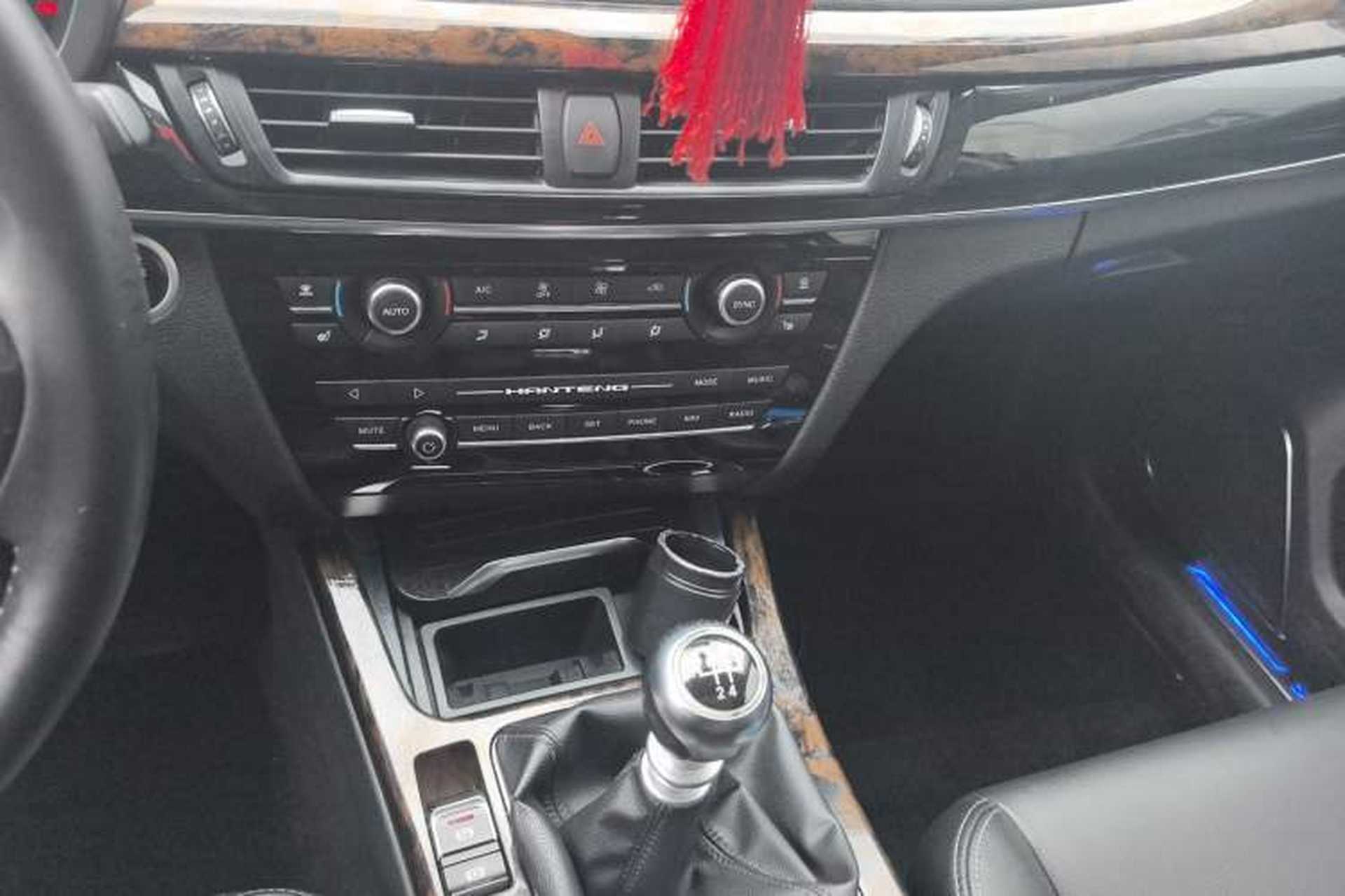 Used Hanteng X7 2016 1.5T Manual Luxury Edition Audio And AC Panel
