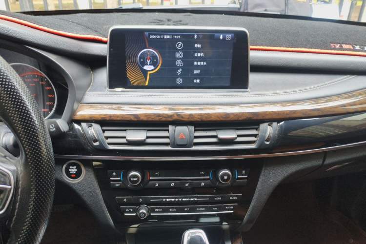 Used Hanteng X7 2016 2.0T DCT Luxury Version Audio And AC Panel