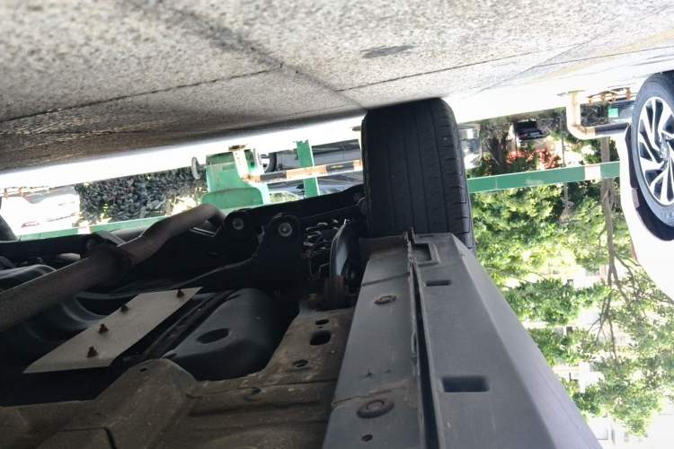 Used Hanteng X7 2016 2.0T DCT Luxury Edition Chassis Front Right