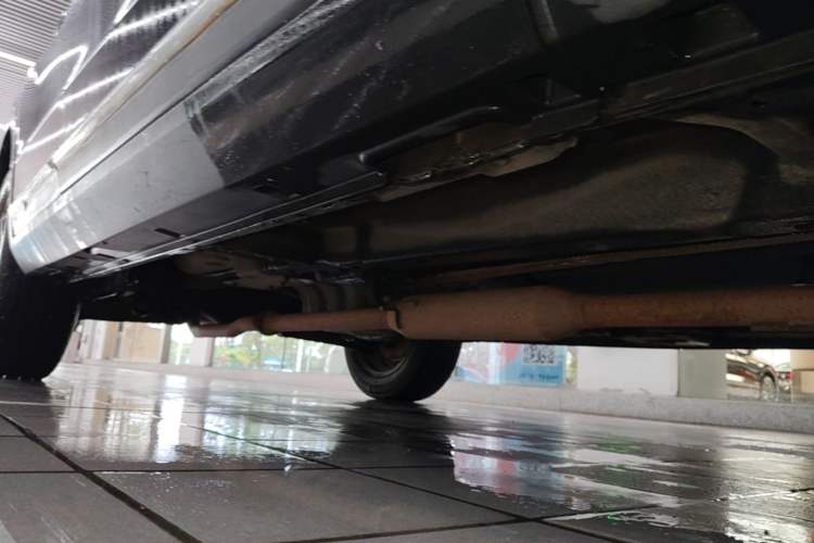 Used Hanteng X7 2016 2.0T DCT Luxury Edition Chassis Front Right