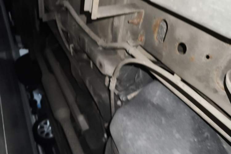 Used Hanteng X7 2016 1.5T Manual Comfort Model Chassis Rear Left