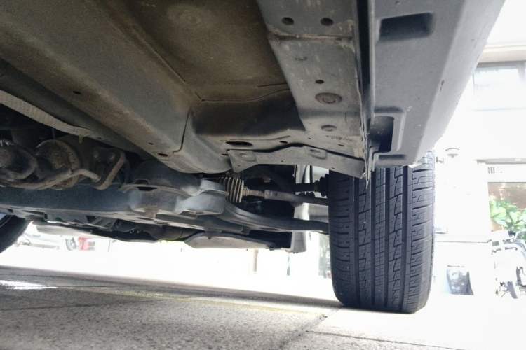 Used Hanteng X7 2016 2.0T DCT Luxury Edition Chassis Rear Right