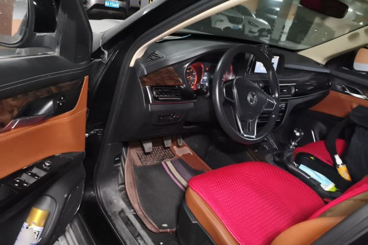 Used Hanteng X7 2016 1.5T Manual Comfort Model Driver Seat