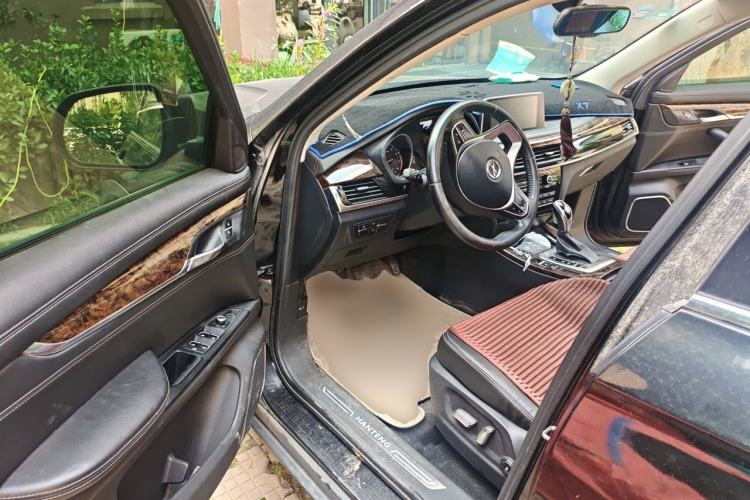 Used Hanteng X7 2016 2.0T DCT Luxury Edition Driver Seat
