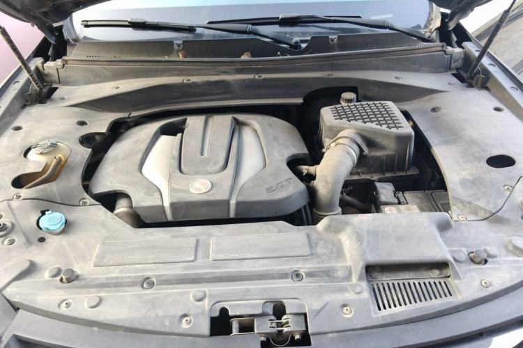 Used Hanteng X7 2016 2.0T DCT Luxury Edition Engine Bay