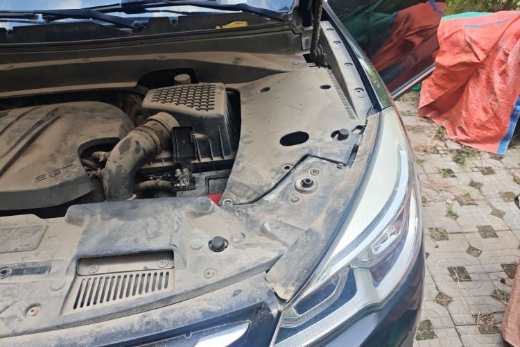 Used Hanteng X7 2016 2.0T DCT Luxury Edition Engine Bay Left