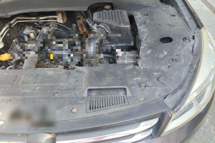 Used Hanteng X7 2016 1.5T Manual Luxury Edition Engine Bay Left