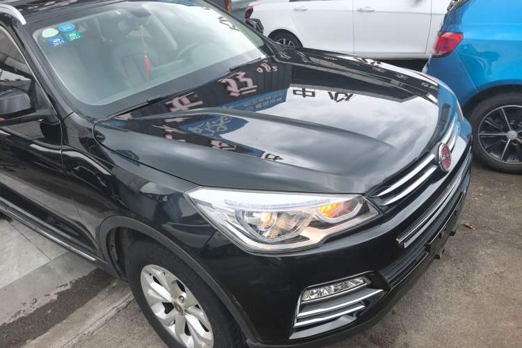 Used Hanteng X7 2016 1.5T Manual Luxury Edition Exterior 2