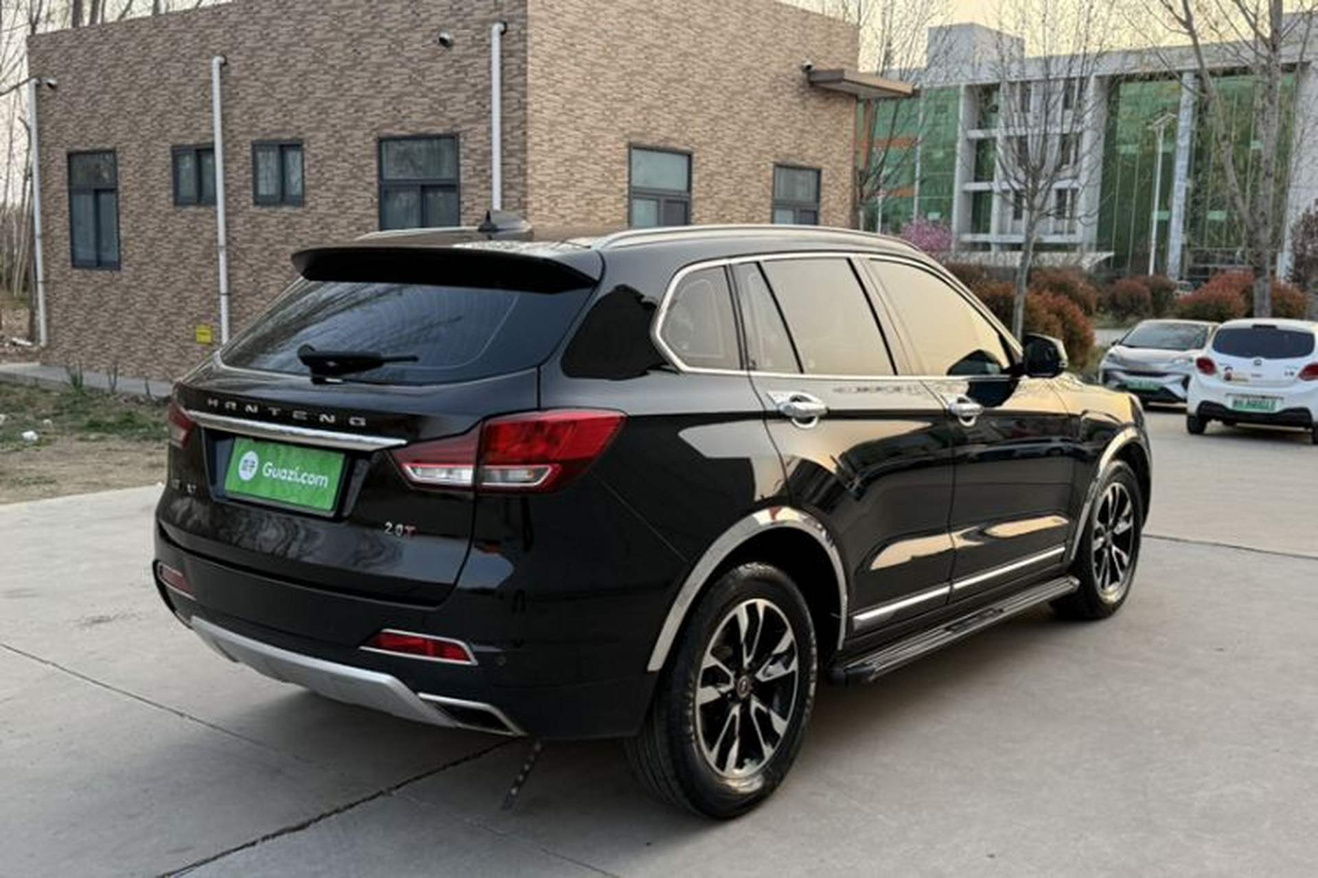 Used Hanteng X7 2016 2.0T DCT Luxury Version Exterior 4
