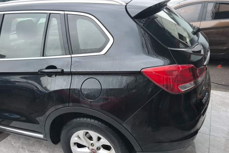 Used Hanteng X7 2016 1.5T Manual Luxury Edition Exterior 5