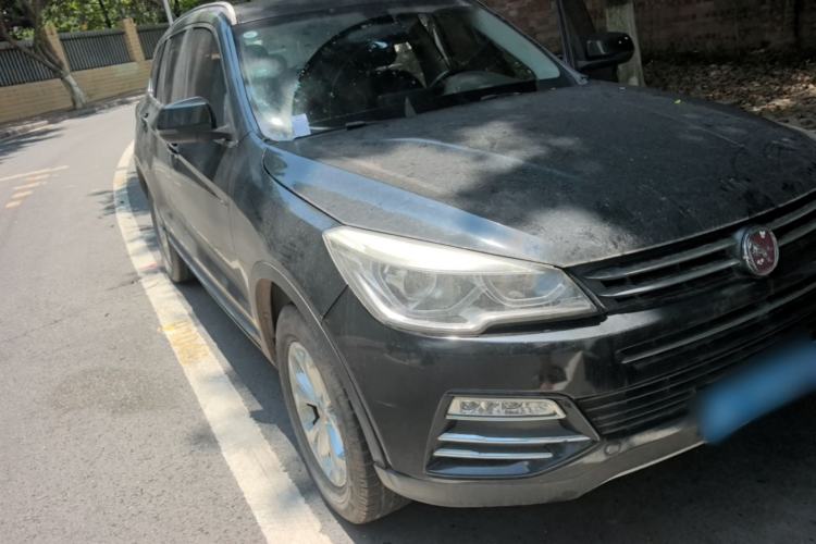 Used Hanteng X7 2016 1.5T Manual Luxury Edition Front Right 45 Deg