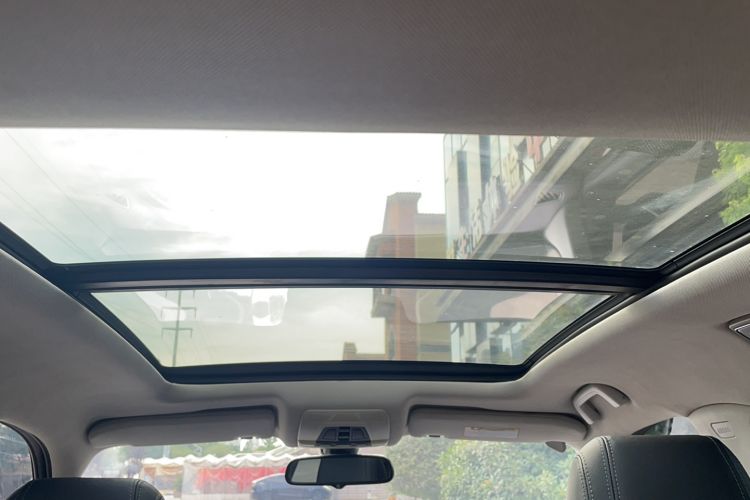 Used Hanteng X7 2016 2.0T DCT Luxury Edition Headliner