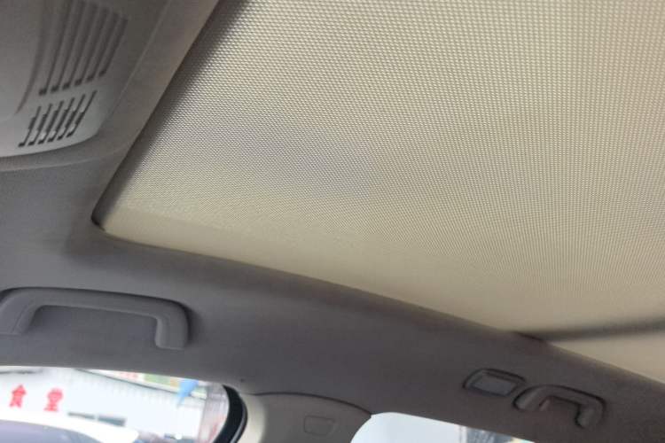 Used Hanteng X7 2016 1.5T Manual Luxury Edition Headliner