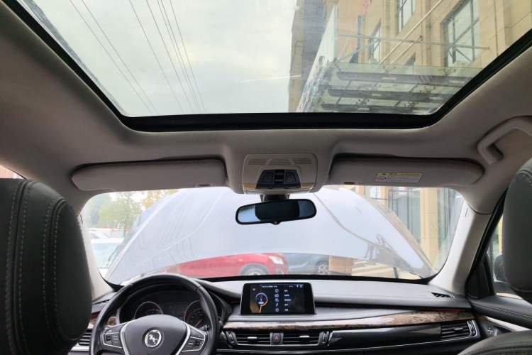 Used Hanteng X7 2016 2.0T DCT Luxury Edition Headliner