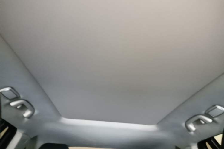 Used Hanteng X7 2016 1.5T Manual Luxury Edition Headliner