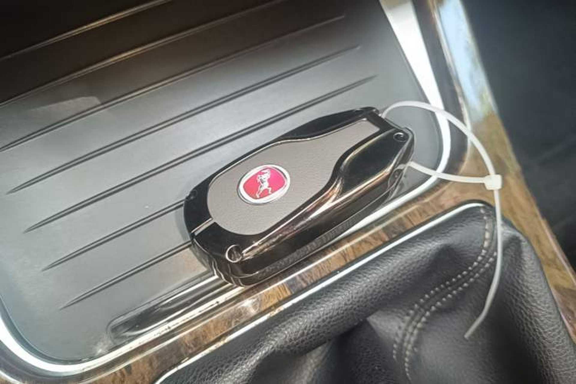 Used Hanteng X7 2016 1.5T Manual Luxury Edition Interior 1