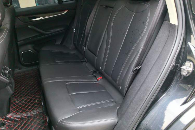 Used Hanteng X7 2016 2.0T DCT Luxury Edition Interior 4