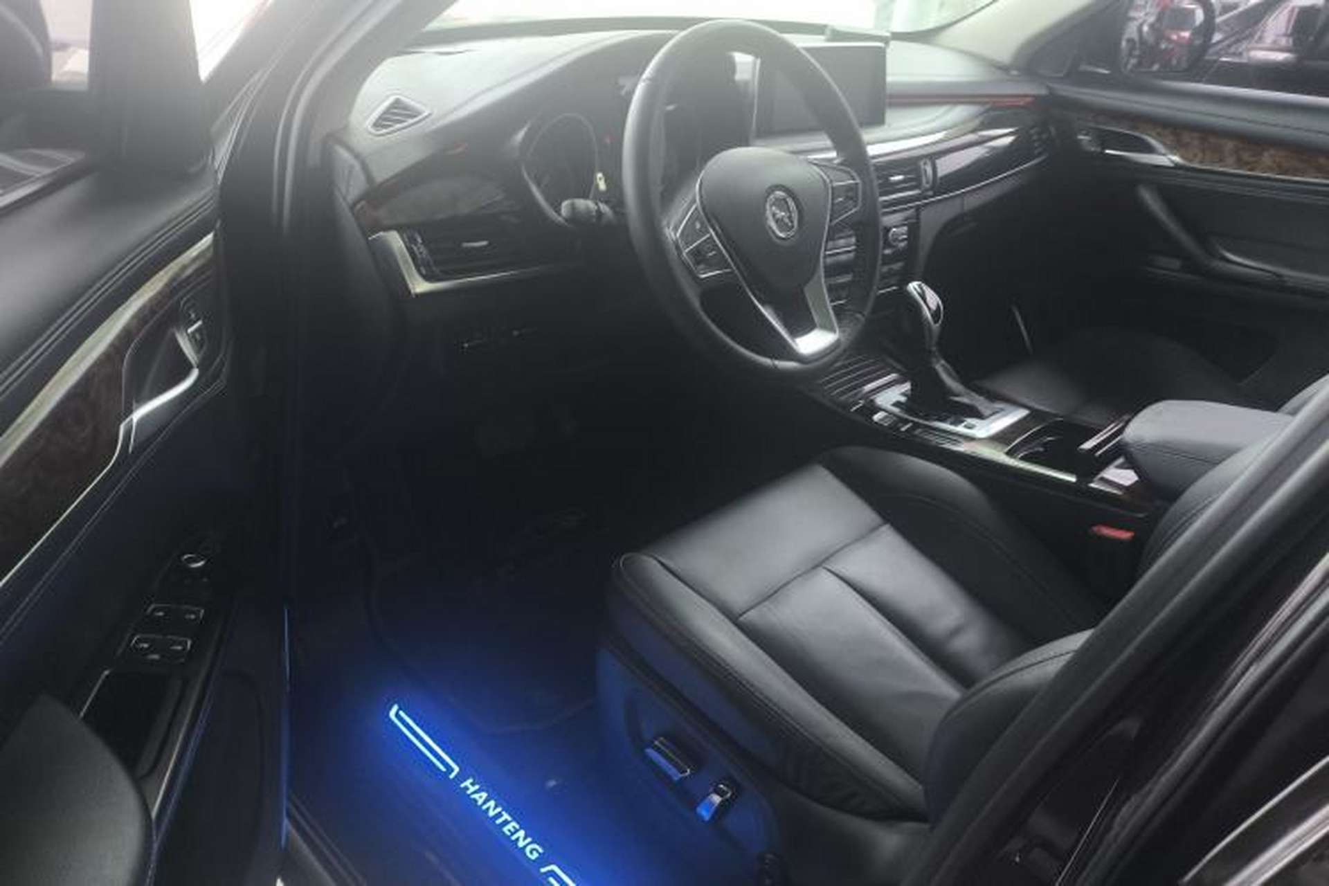 Used Hanteng X7 2016 2.0T DCT Luxury Edition Interior 5