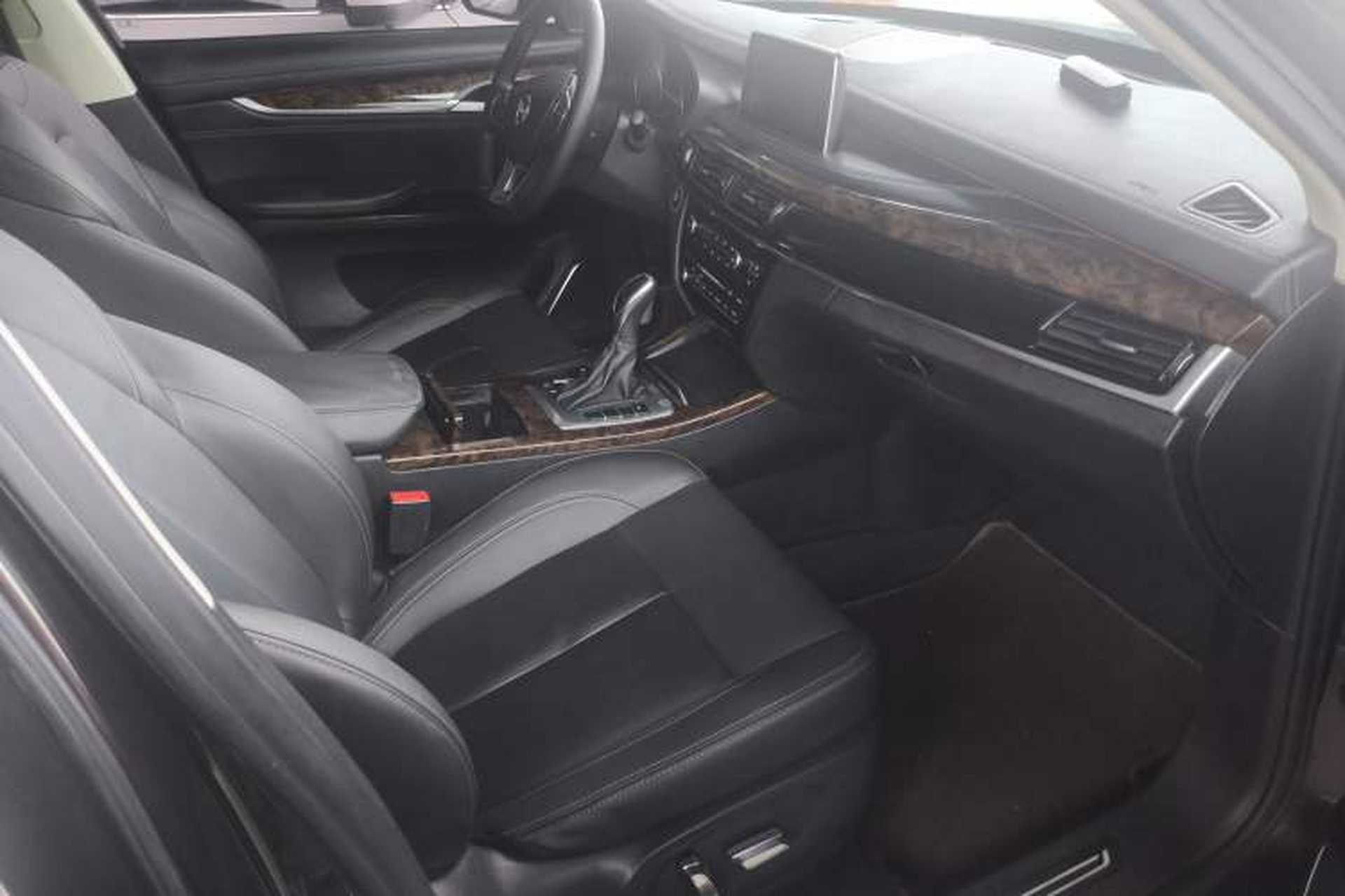Used Hanteng X7 2016 2.0T DCT Luxury Edition Interior 7