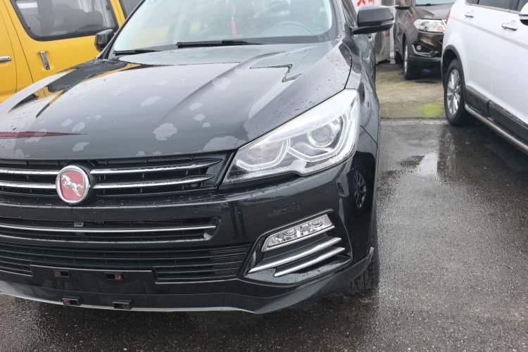 Used Hanteng X7 2016 1.5T Manual Luxury Edition Left Front Headlight