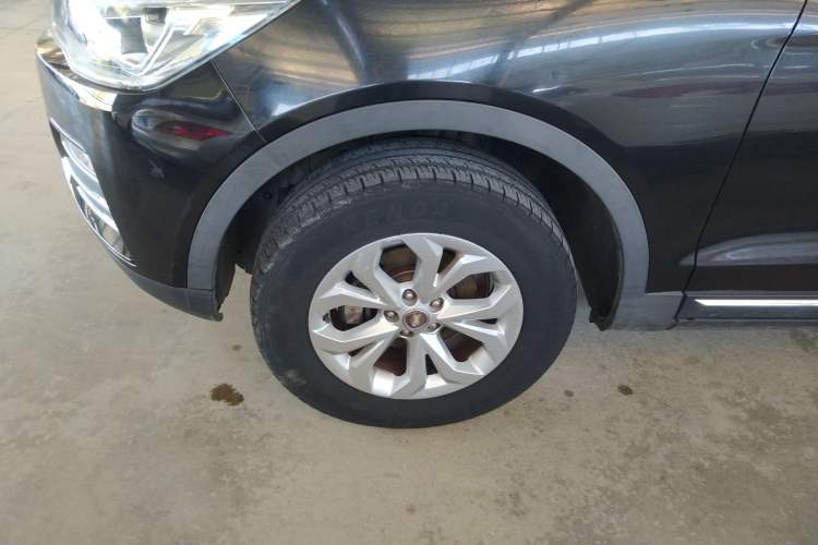 Used Hanteng X7 2016 1.5T Manual Luxury Edition Left Front Wheel Hub