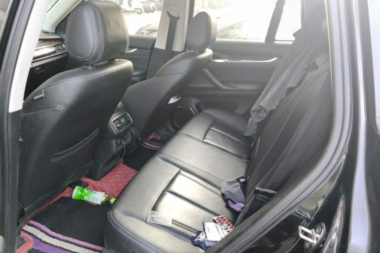 Used Hanteng X7 2016 2.0T DCT Luxury Edition Left Rear Seat
