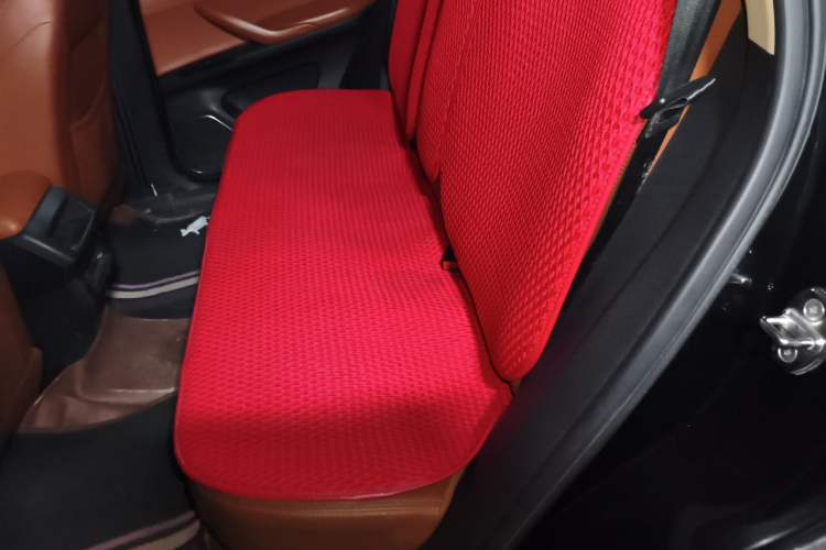 Used Hanteng X7 2016 1.5T Manual Comfort Model Left Rear Seat