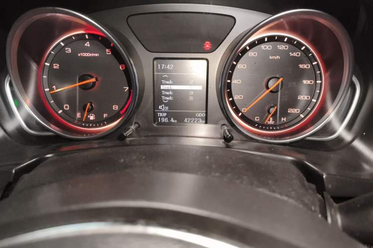 Used Hanteng X7 2016 1.5T Manual Comfort Model Odometer Close Up
