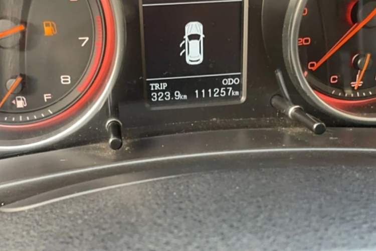 Used Hanteng X7 2016 1.5T Manual Luxury Edition Odometer Close Up