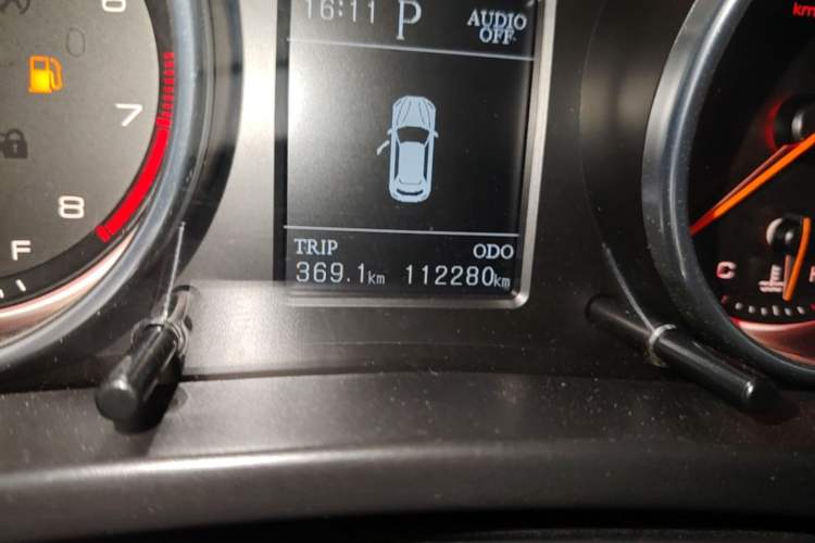 Used Hanteng X7 2016 2.0T DCT Luxury Edition Odometer Close Up