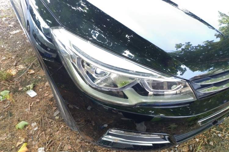 Used Hanteng X7 2016 1.5T Manual Luxury Edition Right Front Headlight
